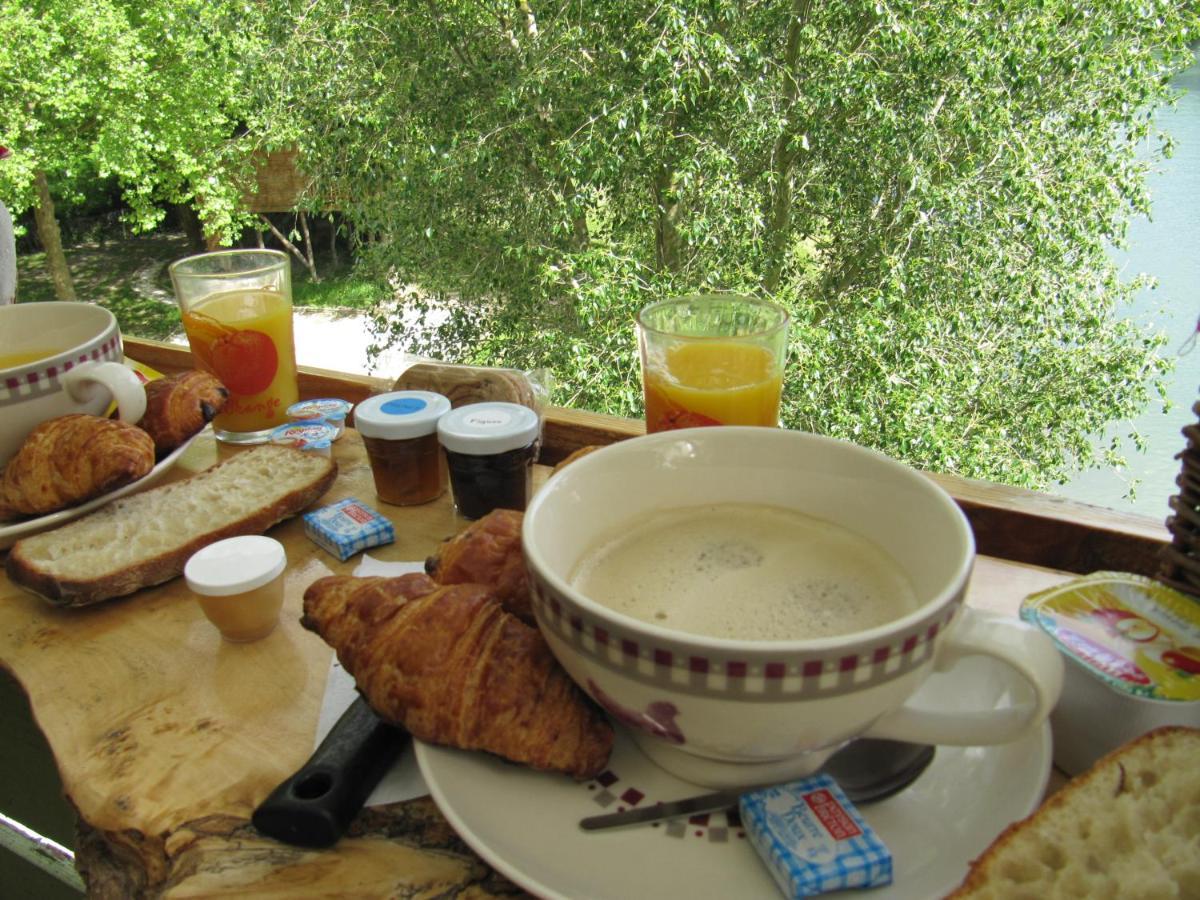 Camping Belle Riviere Chaniers Екстер'єр фото