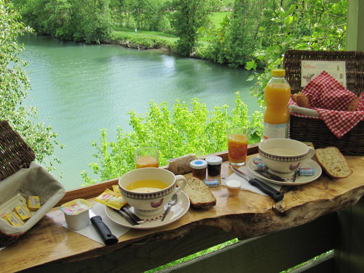 Camping Belle Riviere Chaniers Екстер'єр фото