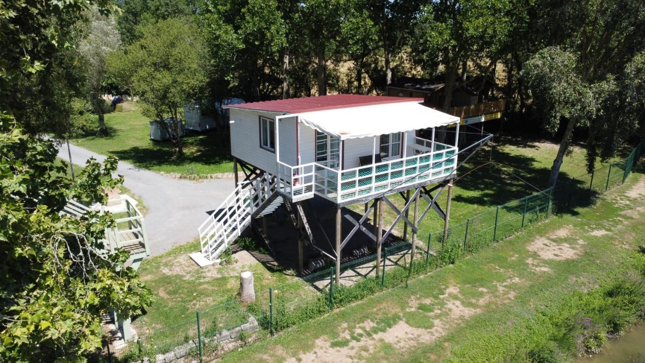 Camping Belle Riviere Chaniers Екстер'єр фото
